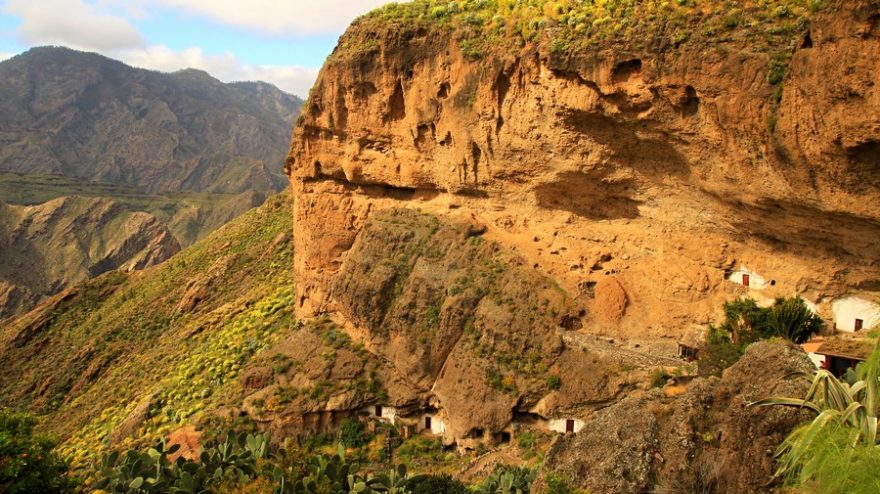 Obydlí troglodytů v Acusa Seca u Artenary, Gran Canaria