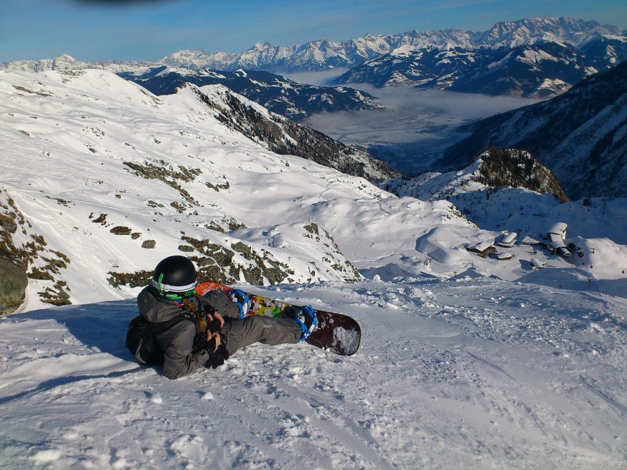 Nikdy není pozdě vyzkoušet něco nového. Co třeba snowboarding v rakoukých Alpách?