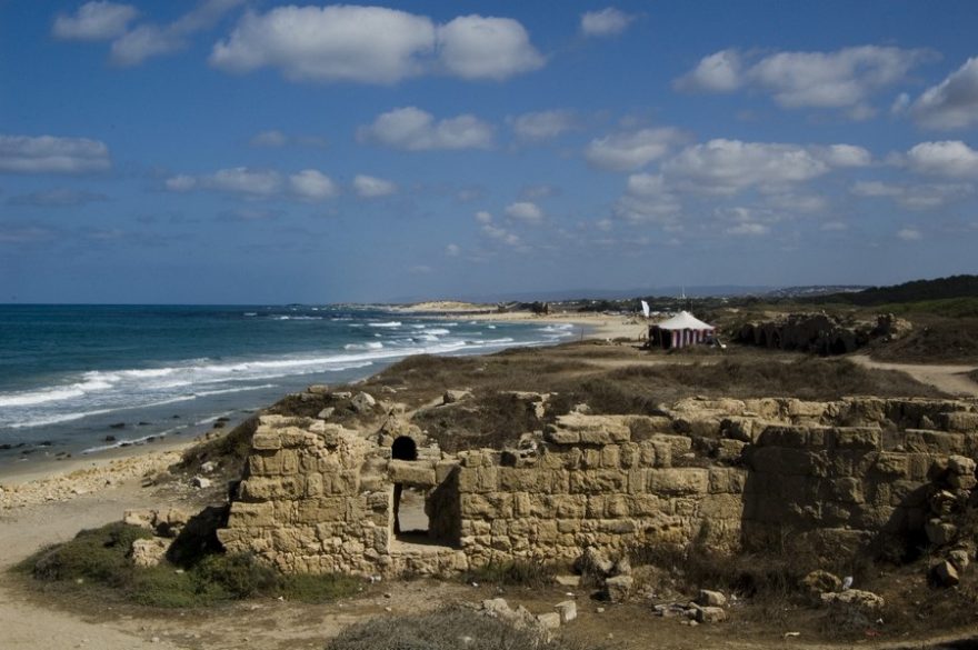 Caesarea je zachovalé římské město