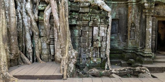 VIDEO: Dvě minuty v rozvalinách Angkoru