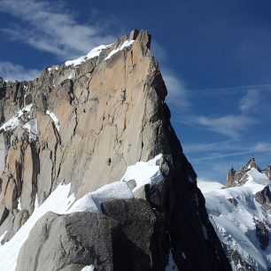 Lanovka na Aiguille du Midi si stále uchovává světový primát – překonává největší převýšení na světě